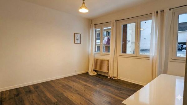 Marseille 13004 - Studio de 22m² - proche Facs