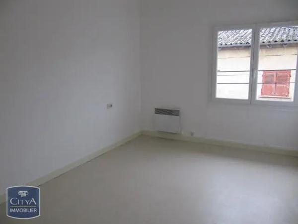 Appartement à louer 3 pièces 68.59m² Crêches-sur-Saône (71680)