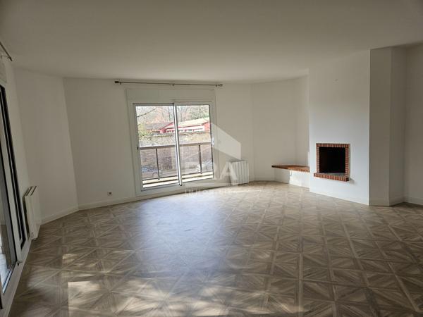 APPARTEMENT ECULLY - 5 pièce(s) - 112 m2