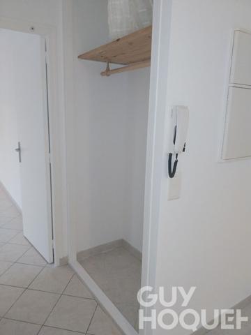 Proche gare et commerces