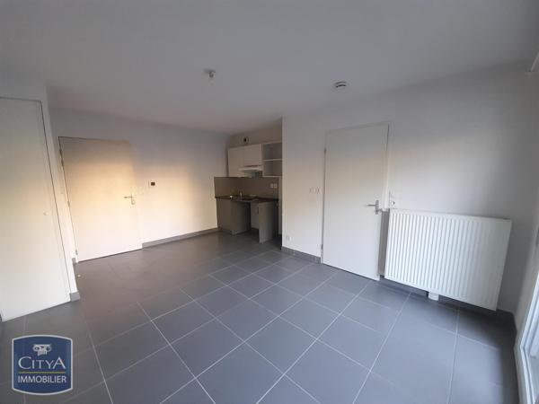 Appartement à louer 2 pièces 36.95m² Joué-lès-Tours (37300)