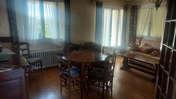 Maison à vendre 4 pièces LACHAPELLE AUZAC (46)
