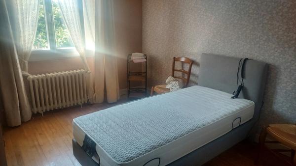 Maison à vendre 4 pièces LACHAPELLE AUZAC (46)