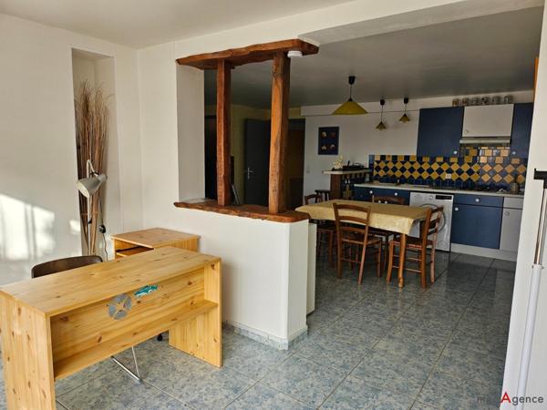 Maison à CASTELNAU-BARBARENS, 32450 - 6 pièces 218m²