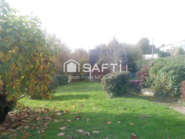 CARHAIX PLOUGUER (29270) ; Superbe propriété d'architecte en situation privilégiée.