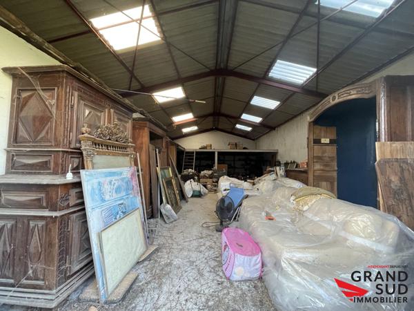 Ensemble immobilier maison, Hangar avec jardin