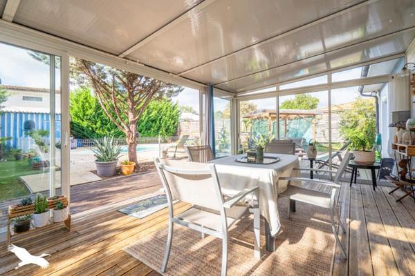 Maison à vendre |  Saint-Médard-en-Jalles |  7 pièces | 152 m²