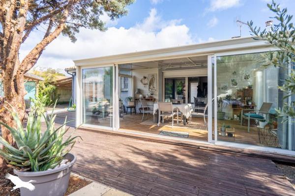 Maison à vendre |  Saint-Médard-en-Jalles |  7 pièces | 152 m²