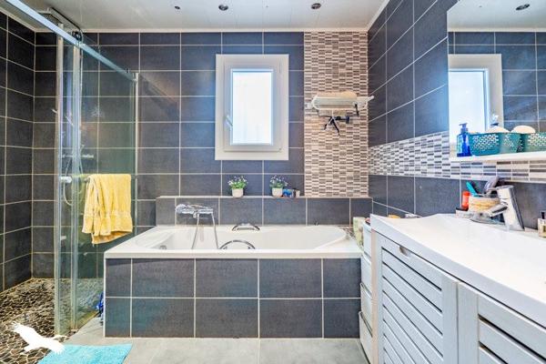 Maison à vendre |  Saint-Médard-en-Jalles |  7 pièces | 152 m²