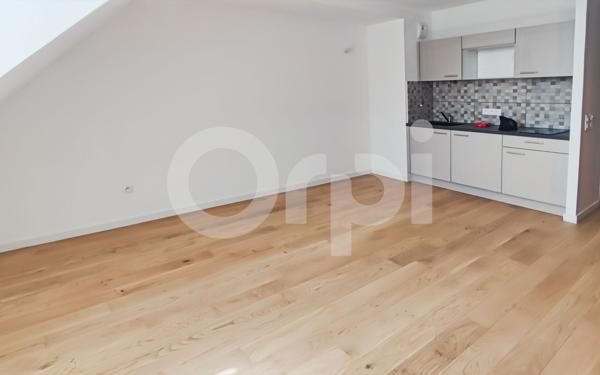 Appartement à louer    2 pièces •  Juilly