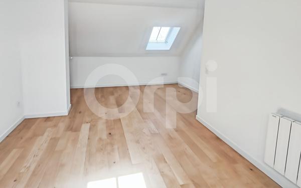 Appartement à louer    2 pièces •  Juilly