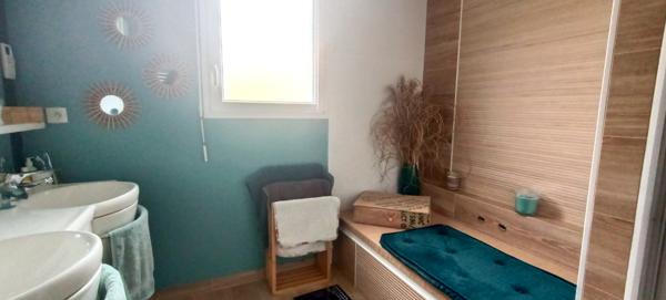 PLAIN-PIED 3 CHAMBRES A CHOLET