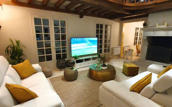 Maison à louer    4 pièces • 150 m2 Le Vésinet