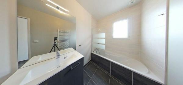 Maison à louer    4 pièces •  Bellocq