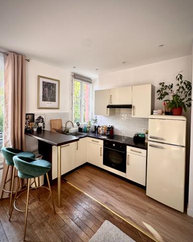 Appartement Courbevoie 2 pièce(s) 30.05 m2