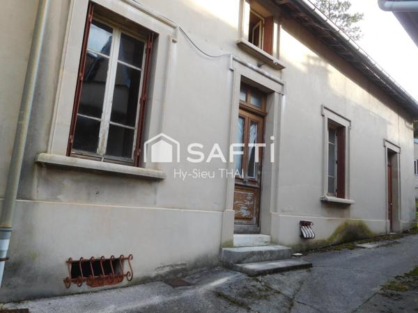 Maison Bourgeoise de Ville, 137 m2 habitables, 7 pièces, 3 niveaux,