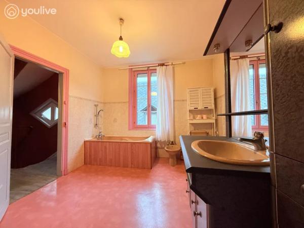 Maison de ville 140 m2 – Vue port, centre-ville à pied – Saint-Valery-en-Caux – 299 000 $ HAI