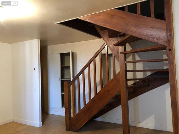 Immeuble à vendre à Lacapelle-Marival dans le Lot (46120), ref : 46030/IMMR/231