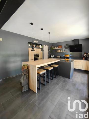 Maison à vendre 5 pièces 150 m² Sénas