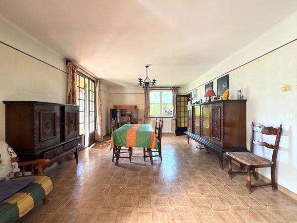 A VENDRE EXCLUSIVITE 84120 PERTUIS MAISON DE TYPE 4 PIECES D'ENVIRON 93M² AVEC GARAGE ET JARDIN