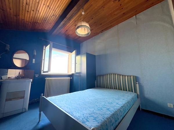 A VENDRE EXCLUSIVITE 84120 PERTUIS MAISON DE TYPE 4 PIECES D'ENVIRON 93M² AVEC GARAGE ET JARDIN