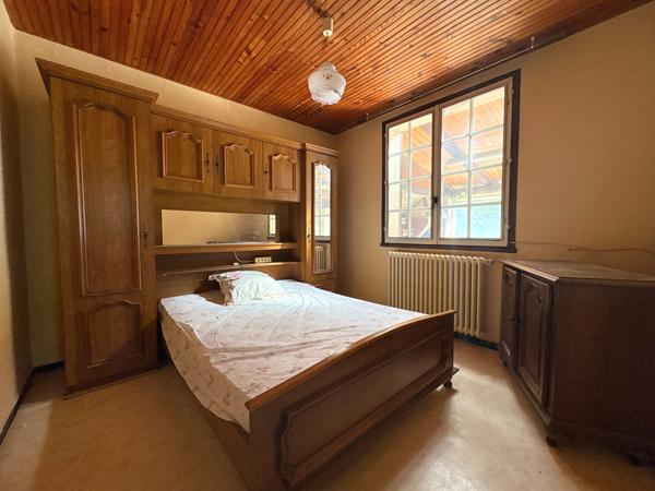 A VENDRE EXCLUSIVITE 84120 PERTUIS MAISON DE TYPE 4 PIECES D'ENVIRON 93M² AVEC GARAGE ET JARDIN