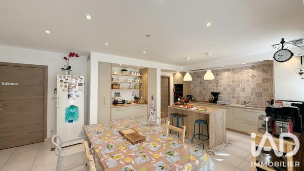 Maison à vendre 5 pièces 105 m² Cavaillon