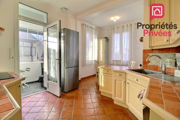 BELLE MAISON de VILLE en MEULIERE de 91 m2- 2 CHAMBRES, SOUS-SOL, JARDIN et TERRASSE, SPA