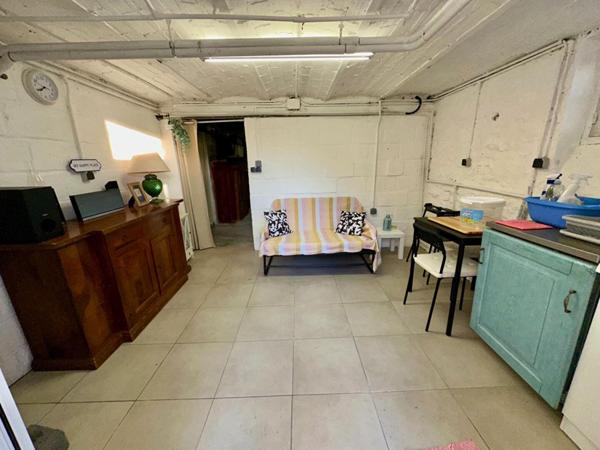 BELLE MAISON de VILLE en MEULIERE de 91 m2- 2 CHAMBRES, SOUS-SOL, JARDIN et TERRASSE, SPA
