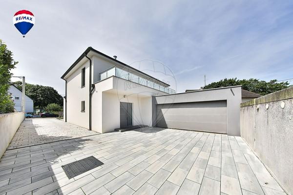 Maison 5 chambre(s) à vendre - Village-Neuf, Haut-Rhin - 68