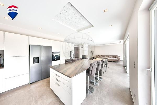 Maison 5 chambre(s) à vendre - Village-Neuf, Haut-Rhin - 68