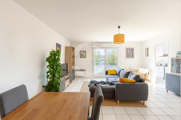 Mérignac (33700) À vendre – Appartement T3 de 70 m² avec balcon et double stationnement – Mérignac Chemin-Long