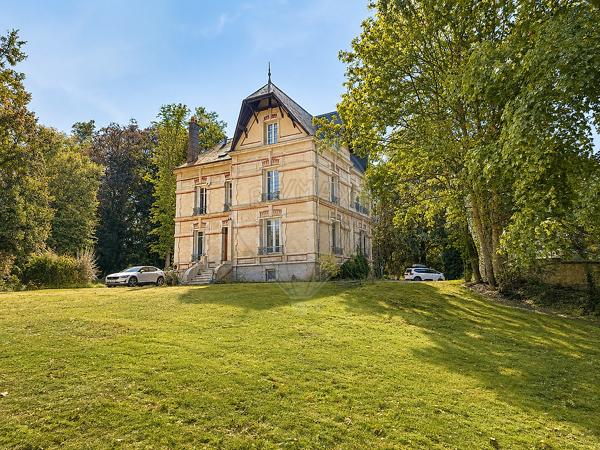 Maison 7 chambre(s) à vendre - Chantilly, Oise - 60