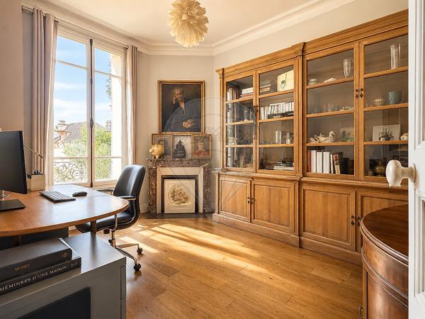 Maison 7 chambre(s) à vendre - Chantilly, Oise - 60