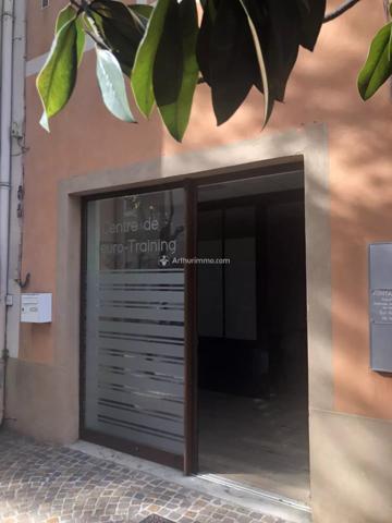 Location Fonds de commerce 1 pièces 27 m2 à Six-Fours-les-Plages