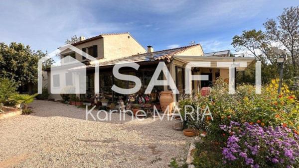 13400- Au pied du Garlaban - Propriété de 242 m2 sur terrain de 4 643 m2 avec dépendances, piscine et garage