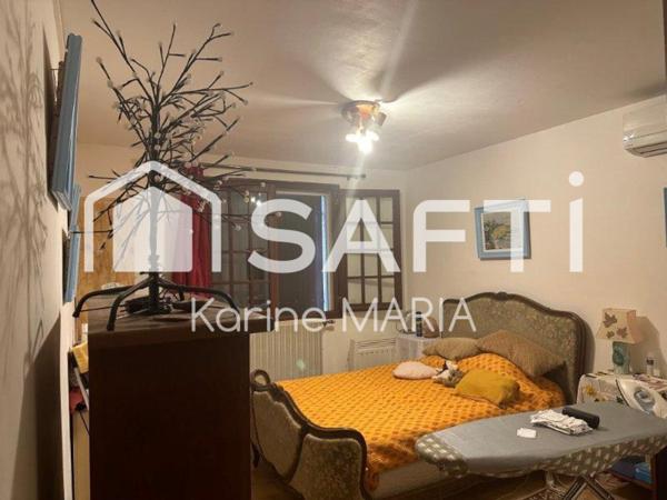 13400- Au pied du Garlaban - Propriété de 242 m2 sur terrain de 4 643 m2 avec dépendances, piscine et garage