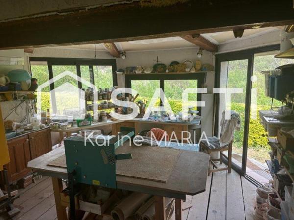 13400- Au pied du Garlaban - Propriété de 242 m2 sur terrain de 4 643 m2 avec dépendances, piscine et garage