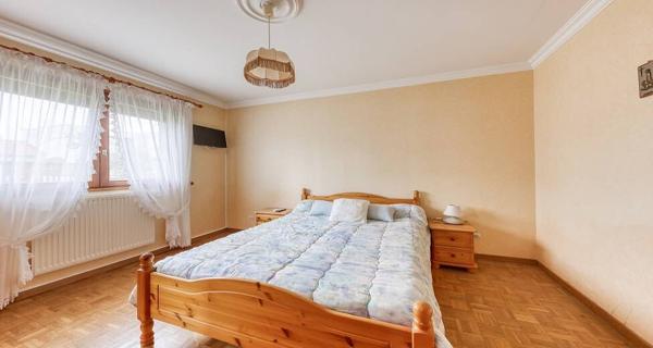 Maison Roissy En Brie 7 pièce(s) 121.5 m2