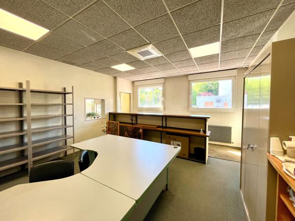 Autre
                                                                                                                                                                                                                                                                                                                                                                                                                                                                                                                                                                500  m²