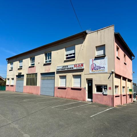 Autre
                                                                                                                                                                                                                                                                                                                                                                                                                                                                                                                                                                500  m²