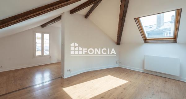 À vendre Studio 24.21 m² - Versailles 78000