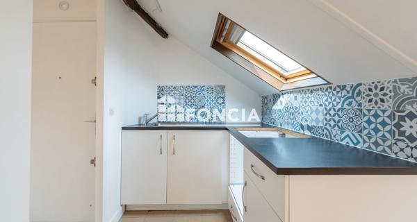 À vendre Studio 24.21 m² - Versailles 78000