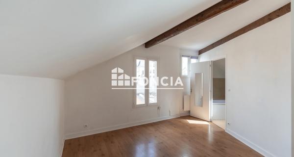 À vendre Studio 24.21 m² - Versailles 78000