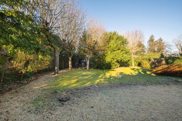 Terrain constructible très au calme 401m² (possibilité d'achat de 700 ou 1300 m²)