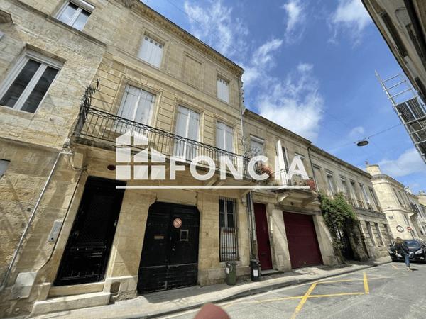 Location Appartement 3 pièces 77.45 m² - 38 RUE MINVIELLE Bordeaux 33000
