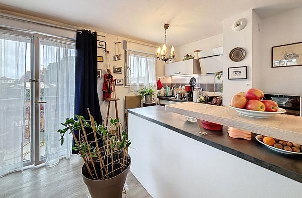 Appartement T2 avec terrasse et parking, idéal investissement locatif à Montauban