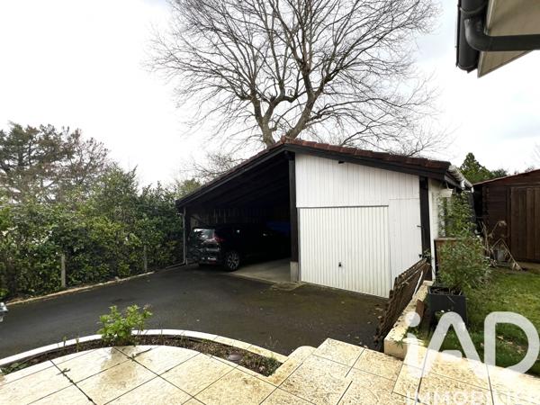 Maison à vendre 5 pièces 139 m² Saint-Pierre-du-Mont