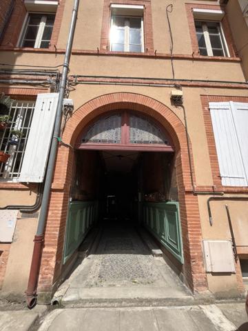 T2 RENOVE LES CHALETS PROCHE JEANNE D'ARC