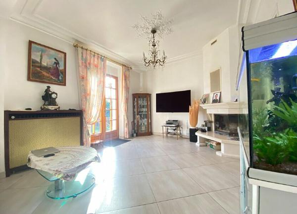 Maison à vendre    5 pièces • 165 m2 Nogent-sur-Marne